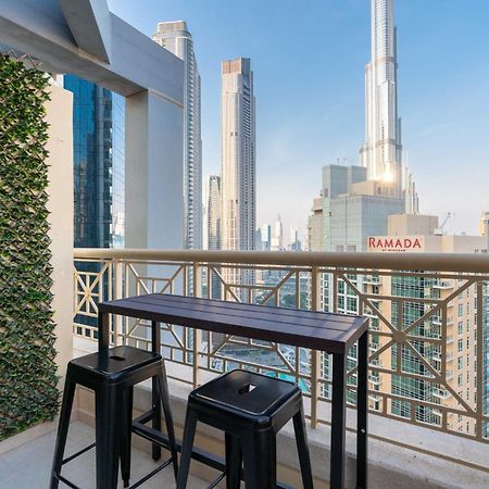 Luxury 2Br Downtown Apt With Burj Khalifa Views Дубай Экстерьер фото